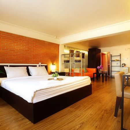 Baan Saladaeng Boutique Guesthouse Bangkok Extérieur photo