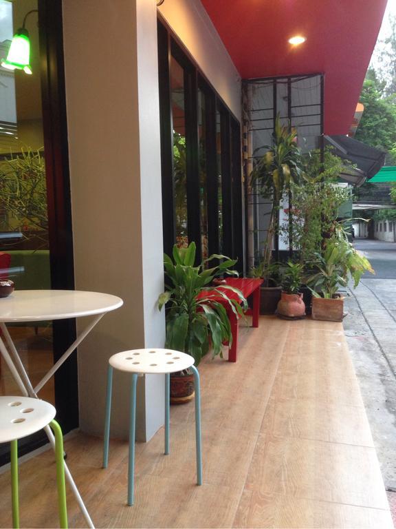 Baan Saladaeng Boutique Guesthouse Bangkok Extérieur photo
